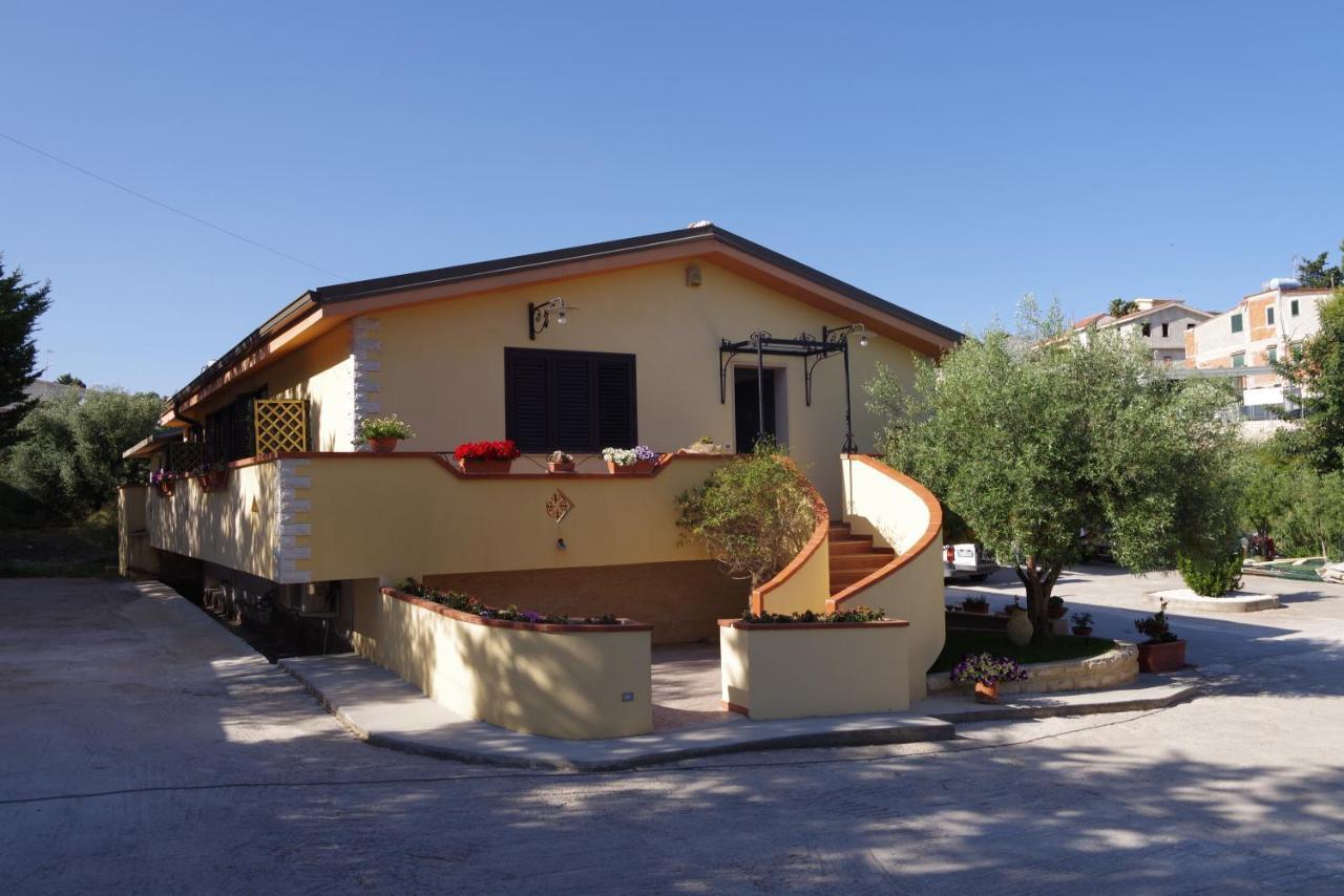 Balconcino Sugli Ulivi Bed and Breakfast Νότο Εξωτερικό φωτογραφία