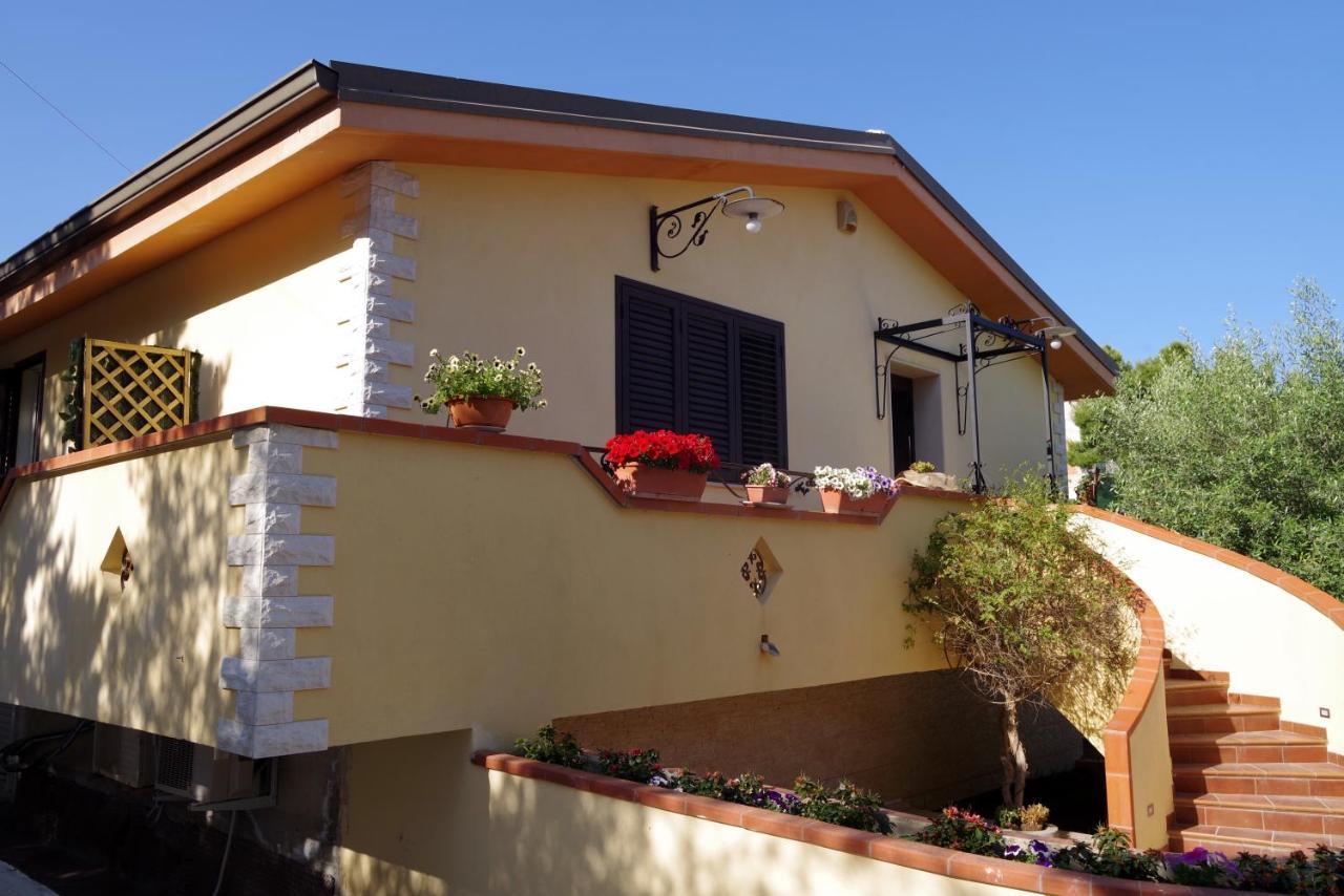 Balconcino Sugli Ulivi Bed and Breakfast Νότο Εξωτερικό φωτογραφία